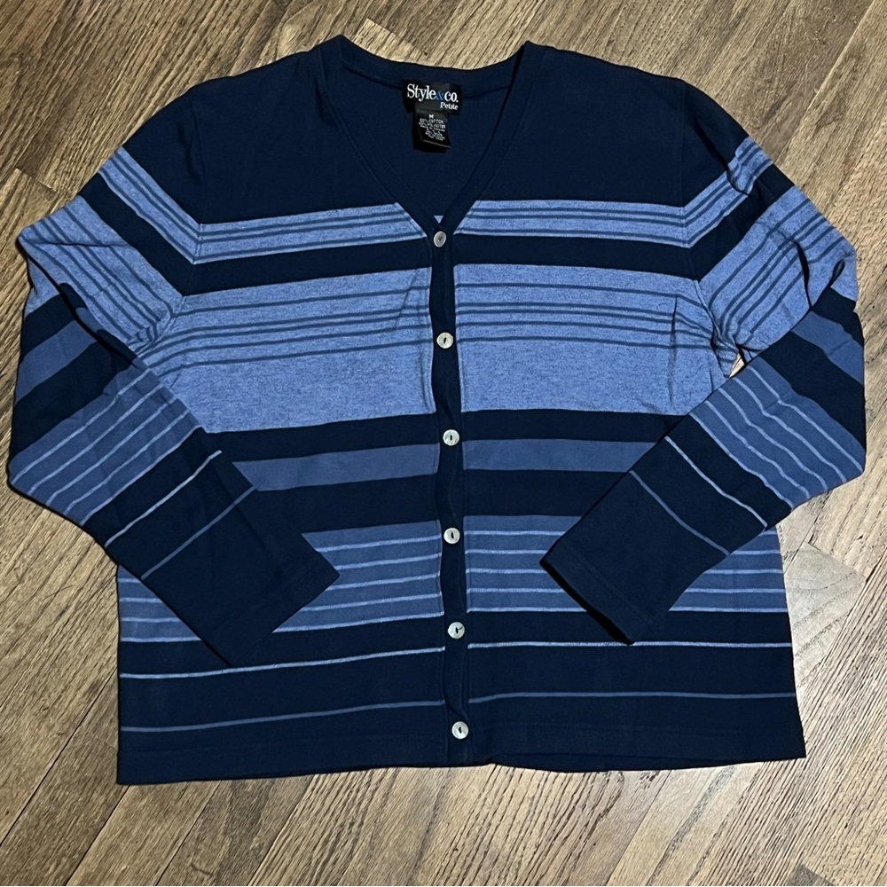 90’s Vintage Blue Stripe Cardigan sweater size Medium